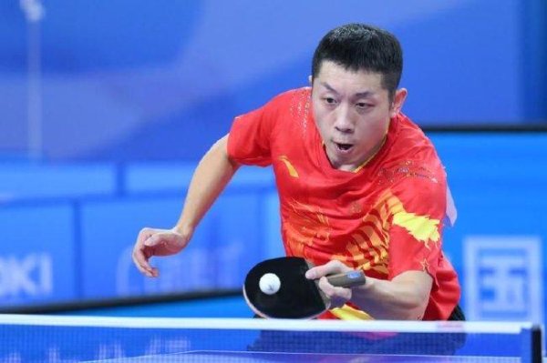 全锦赛许昕进8强后因伤退出 刘炜珊杨屹韵进总决赛