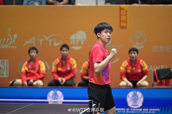 亚锦赛国乒男团3-1中国台北夺魁   王楚钦再拿2分