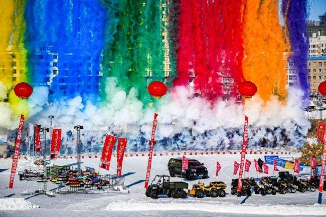 2025中国汽车场地越野冠军赛 呼伦贝尔冰雪赛揭幕
