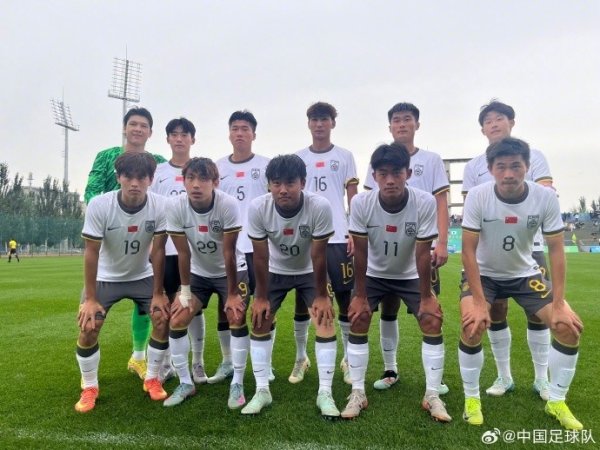 补时最后一分钟李源捷顶球中柱，中国U18队1-2憾负韩国