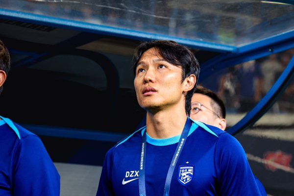 邓卓翔：三镇能走到现在非常不容易，我们要致力于俱乐部长远进步