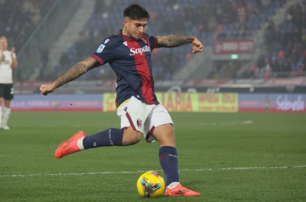 卡斯特罗:加图索没联系过我,我始终理想 为阿根廷队效力 卡斯特罗:加图索没联系过我,我始终理想 为阿根廷队效力