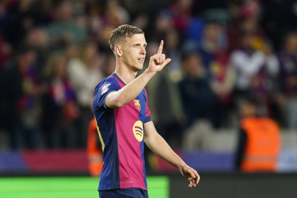 每体:奥尔莫可能将伤缺3到4周,能否赶上26号国家德比仍是未知数 每体:奥尔莫可能将伤缺3到4周,能否赶上26号国家德比仍是未知数