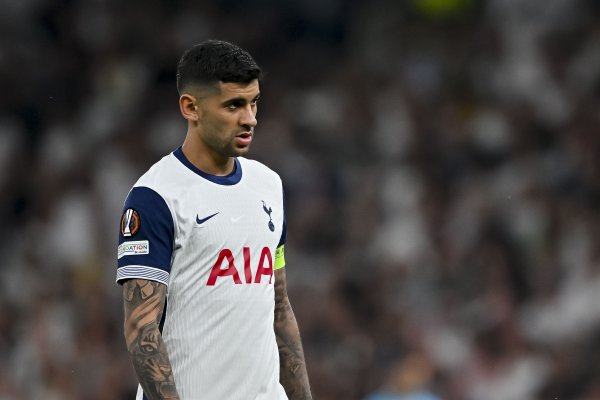 电讯报：热刺帮罗梅罗付了回伦敦的私人包机费用，以避免争议