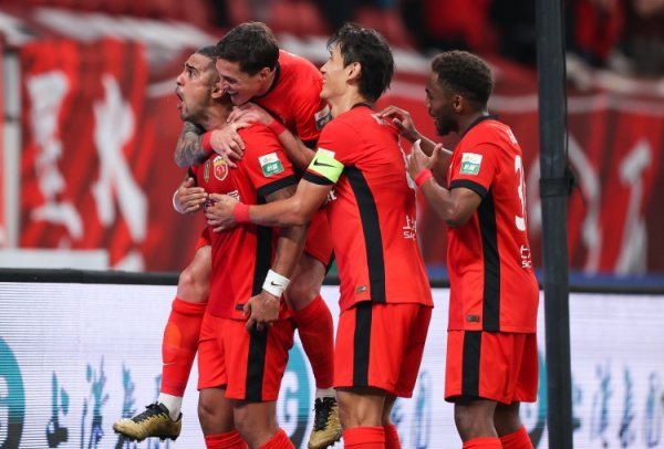 东体：海港杆位仅四名职业联赛  主力，中超球队战亚冠心有余而力不足